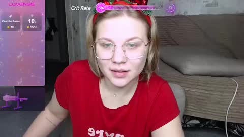 Snapshot of aleksaflirt chatting on December 2024 07:56:01 PM Aleksa online show from December 2024 07:56:01 PM