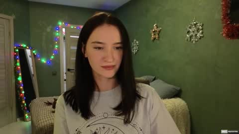 Alena online show from December 2024 08:05:01 PM