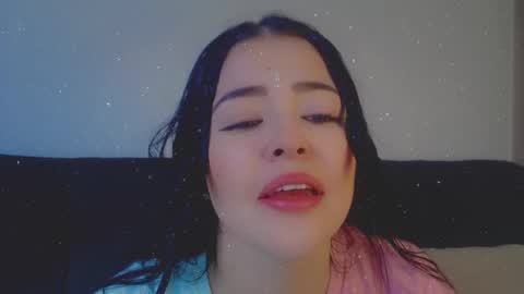 Snapshot of aleska__bell chatting on February 2025 04:02:01 PM Aleska online show from February 2025 04:02:01 PM
