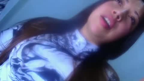 QUEEN OFF MILk  IM BACK  15 NOV online show from September 2025 10:43:01 PM