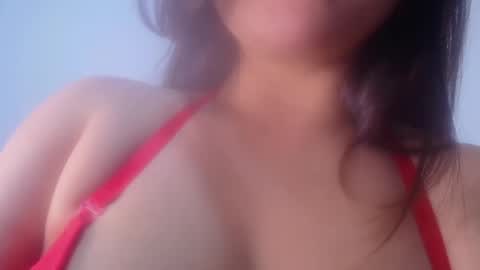 QUEEN OFF MILk  IM BACK  15 NOV online show from September 2025 10:45:01 PM