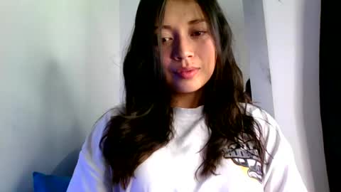 Snapshot of aleska_dollx chatting on June 2026 08:20:02 PM QUEEN OFF MILk IM BACK 15 NOV online show from June 2026 08:20:02 PM