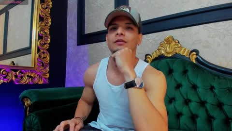 Alessandro King online show from September 2025 02:27:02 PM