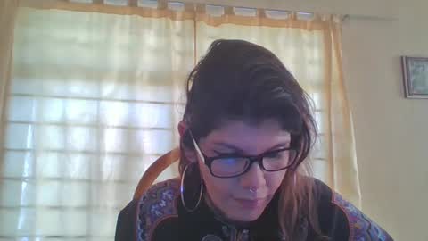 Snapshot of alessa05 chatting on January 2025 09:13:01 PM alessa05 online show from January 2025 09:13:01 PM