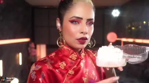 Alessa Goreng online show from November 2025 07:56:01 AM