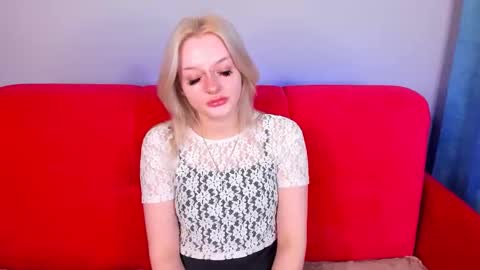 Snapshot of alessakiss chatting on October 2025 01:42:02 AM alessakiss online show from October 2025 01:42:02 AM