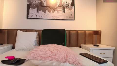 Snapshot of alessandraleroy chatting on January 2026 12:21:01 PM Alessandra online show from January 2026 12:21:01 PM