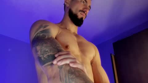 Kciqu3  Independent model online show from January 2025 03:38:01 AM