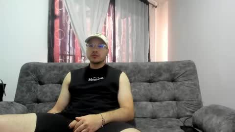 Snapshot of alessandro_rossy chatting on May 2026 09:31:01 PM alessandro_rossy online show from May 2026 09:31:01 PM