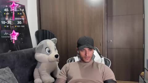 Alessandro Vanni online show from November 2025 02:22:02 AM