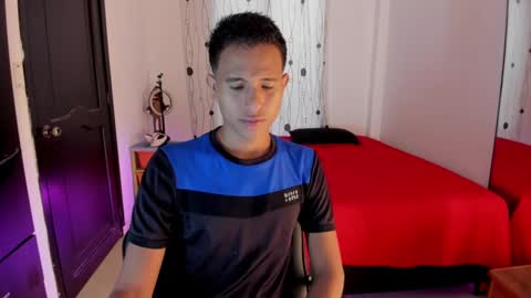 Snapshot of alessandro_wizard chatting on February 2025 07:10:02 PM Alessandro online show from February 2025 07:10:02 PM