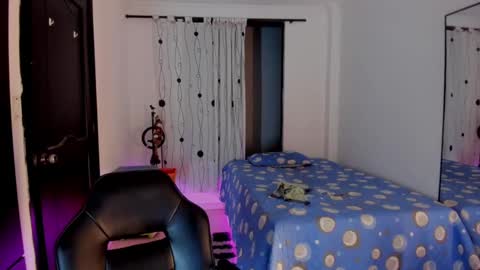 Snapshot of alessandro_wizard chatting on March 2025 01:48:02 AM Alessandro online show from March 2025 01:48:02 AM