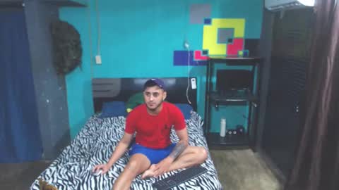 alessandro online show from January 2026 06:33:02 PM