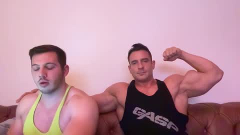 Snapshot of alessandrobuilder chatting on December 2024 08:54:01 PM Alessandrobuilder online show from December 2024 08:54:01 PM