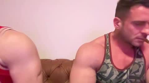 Snapshot of alessandrobuilder chatting on January 2025 10:37:01 PM Alessandrobuilder online show from January 2025 10:37:01 PM