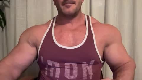 Snapshot of alessandrobuilder chatting on September 2025 07:14:02 PM Alessandrobuilder online show from September 2025 07:14:02 PM