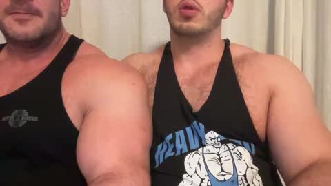 Snapshot of alessandrobuilder chatting on September 2025 08:01:02 PM Alessandrobuilder online show from September 2025 08:01:02 PM