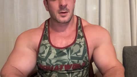 Snapshot of alessandrobuilder chatting on September 2025 08:25:02 PM Alessandrobuilder online show from September 2025 08:25:02 PM