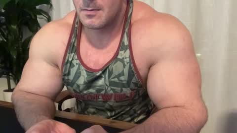 Snapshot of alessandrobuilder chatting on October 2025 07:36:01 PM Alessandrobuilder online show from October 2025 07:36:01 PM