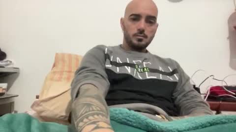 alessandromori91 online show from January 2026 08:34:01 PM