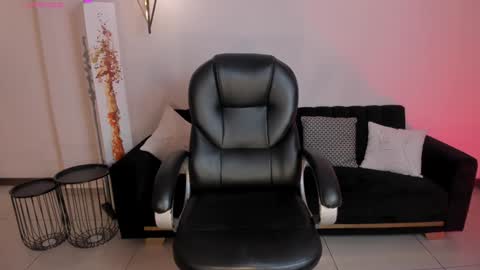 ALESSA ROMERO  online show from December 2024 05:33:02 PM