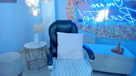 ALESSA ROMERO  online show from January 2026 07:49:02 PM