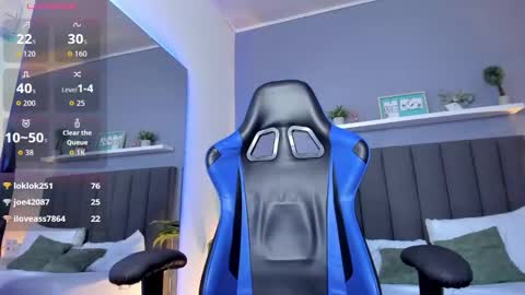 A L E S S I A online show from October 2025 08:01:01 AM