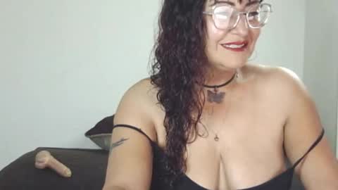 Allesiaboobs online show from March 2026 10:38:02 PM