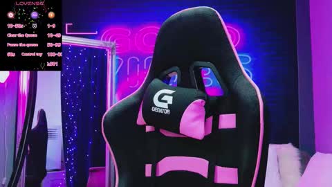 alessiacroft online show from March 2026 05:11:01 AM