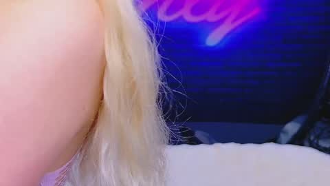 alessiacroft online show from June 2026 04:03:02 AM
