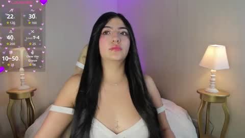 Alessia Fiore  Online 1430 to 2100 gmt-5 online show from September 2025 01:37:02 PM