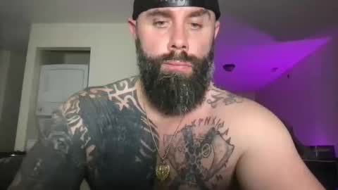 alesterwhite online show from October 2025 07:01:02 PM