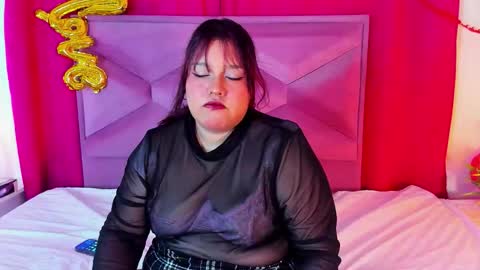 AleSweett online show from February 2026 12:24:02 PM