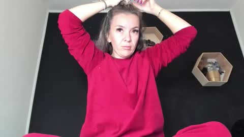 alesys69 online show from October 2025 09:58:02 PM