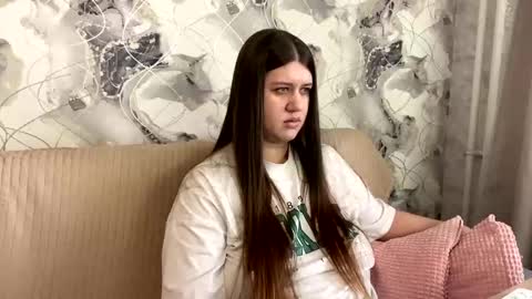 Aletta Oushen online show from February 2025 11:03:01 AM