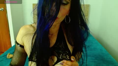 Snapshot of alettallove chatting on May 2026 02:45:02 PM alettallove online show from May 2026 02:45:02 PM