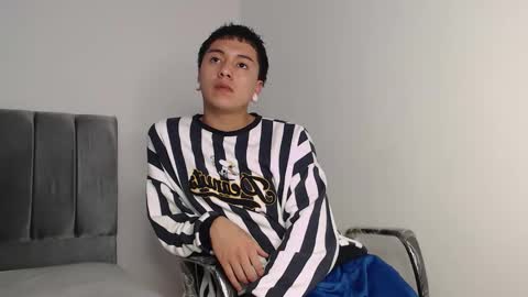 Snapshot of alex__lover chatting on October 2025 02:13:01 AM Owen online show from October 2025 02:13:01 AM