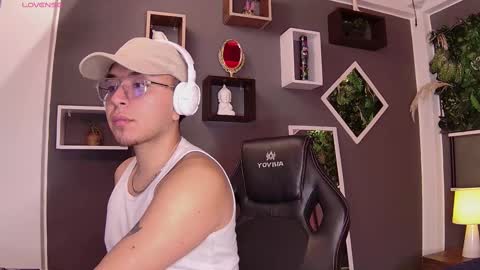 Alex online show from March 2025 01:10:02 PM