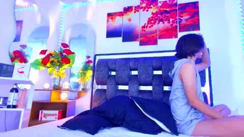 sneider online show from September 2025 09:09:02 PM