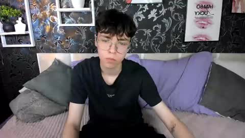 alex_bigls online show from May 2026 02:23:01 PM