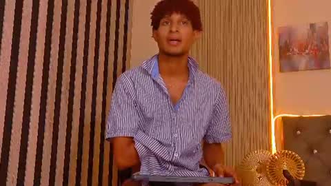 Snapshot of alex_bloom_ chatting on August 2026 07:13:02 PM Alexander online show from August 2026 07:13:02 PM
