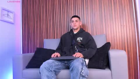 alex online show from February 2026 11:36:01 AM