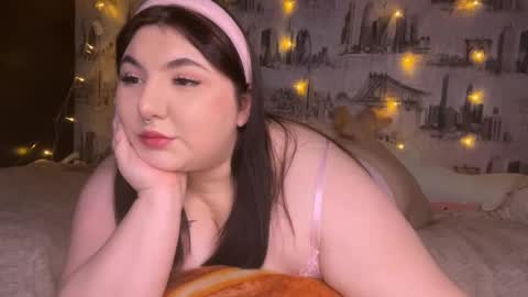 Snapshot of alex_dreams_ chatting on December 2024 01:22:02 PM Alex online show from December 2024 01:22:02 PM