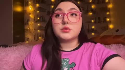 Snapshot of alex_dreams_ chatting on December 2024 03:15:01 PM Alex online show from December 2024 03:15:01 PM