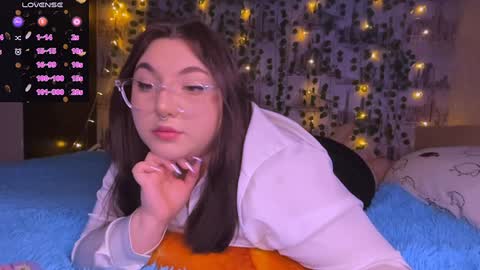 Snapshot of alex_dreams_ chatting on January 2025 07:25:01 AM Alex online show from January 2025 07:25:01 AM