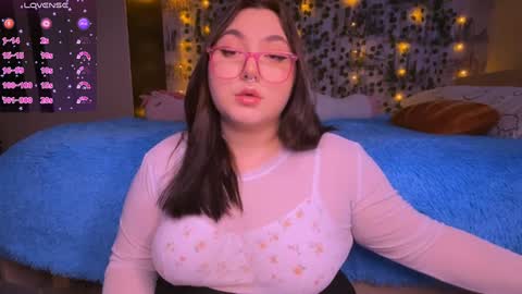 Snapshot of alex_dreams_ chatting on January 2025 12:10:01 PM Alex online show from January 2025 12:10:01 PM