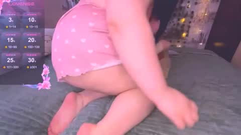 Snapshot of alex_dreams_ chatting on October 2025 10:05:02 AM Alex online show from October 2025 10:05:02 AM