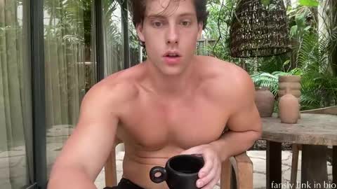 Alex Stone online show from May 2026 06:28:02 PM