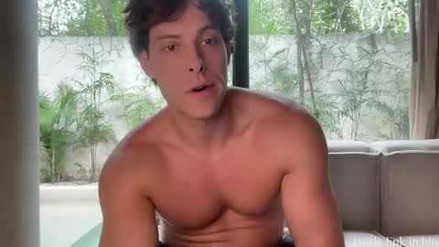 Alex Stone online show from June 2026 10:11:02 PM