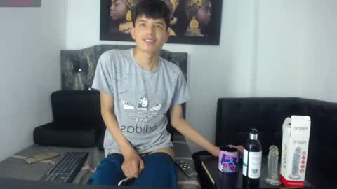 Snapshot of alex_it0 chatting on May 2026 08:37:01 PM alex_it0 online show from May 2026 08:37:01 PM